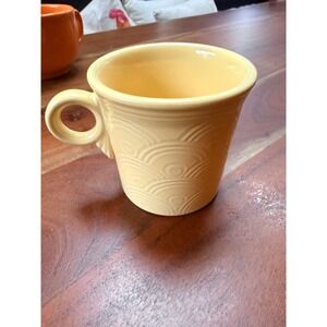 Rare Fiestaware with Scalloped Design Pale Yellow Tom and Jerry Mug